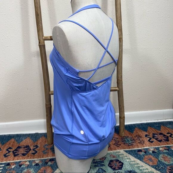 Lululemon women’s 2 blue athletic tank top bra - Picture 1 of 16